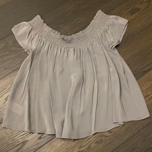 Bought from Aritzia, brand Talula, size double extra small, color gray